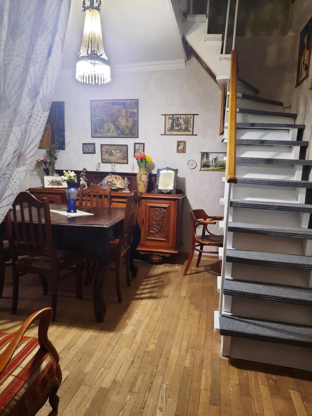 Tina'S Homestay Tbilisi Exterior photo